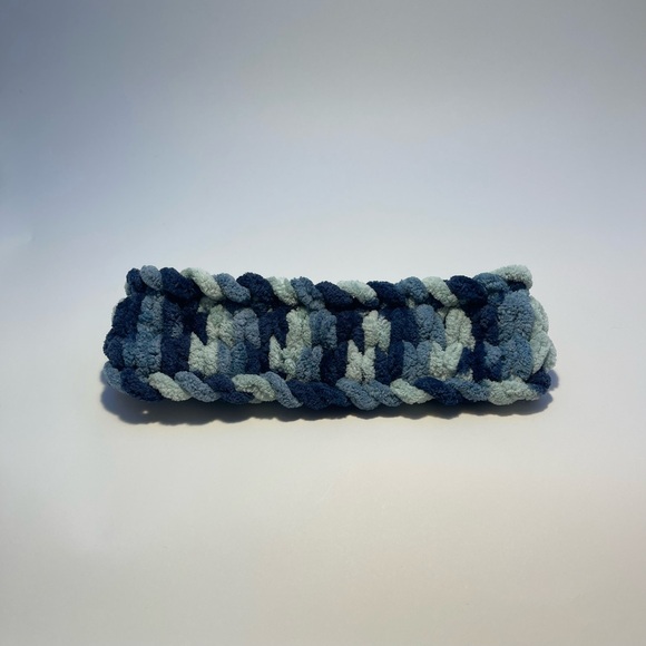 Handmade Women’s/Junior’s Winter Headband/Ear Wrap - Variegated Blue - Picture 3 of 9